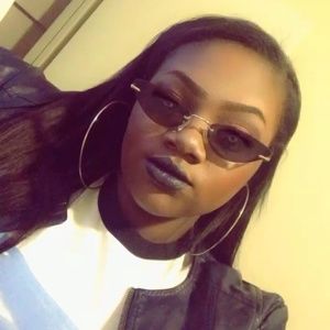 Meet your Posher, Miangel